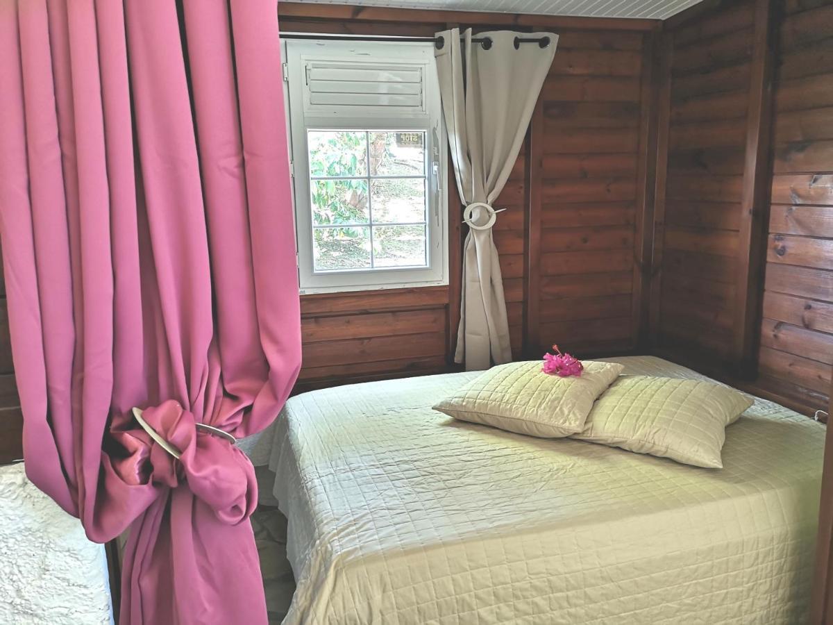 Bungalow Maelie La Trinité Eksteriør bilde